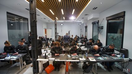 Curso-implantologia-estetica-2024